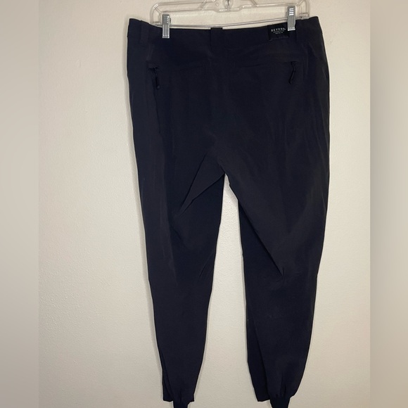 Beyond Clothing Systems WOMEN'S SOJOURN ULTRALIGHT L4 JOGGER - Picture 3 of 7